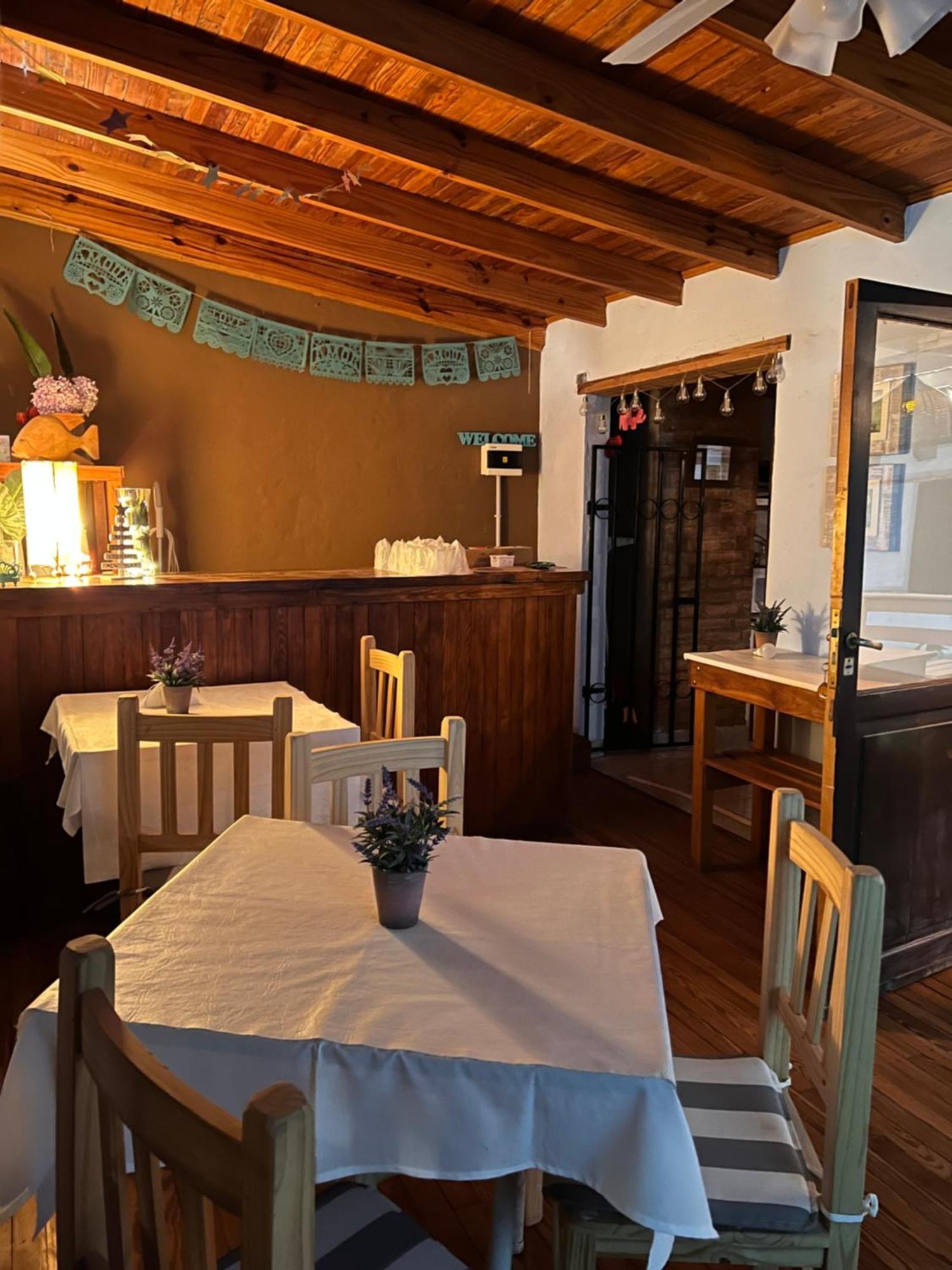 Hosteria Isabel Departamentos Y Habitaciones Con Bano Privado Лас-Грутас Экстерьер фото