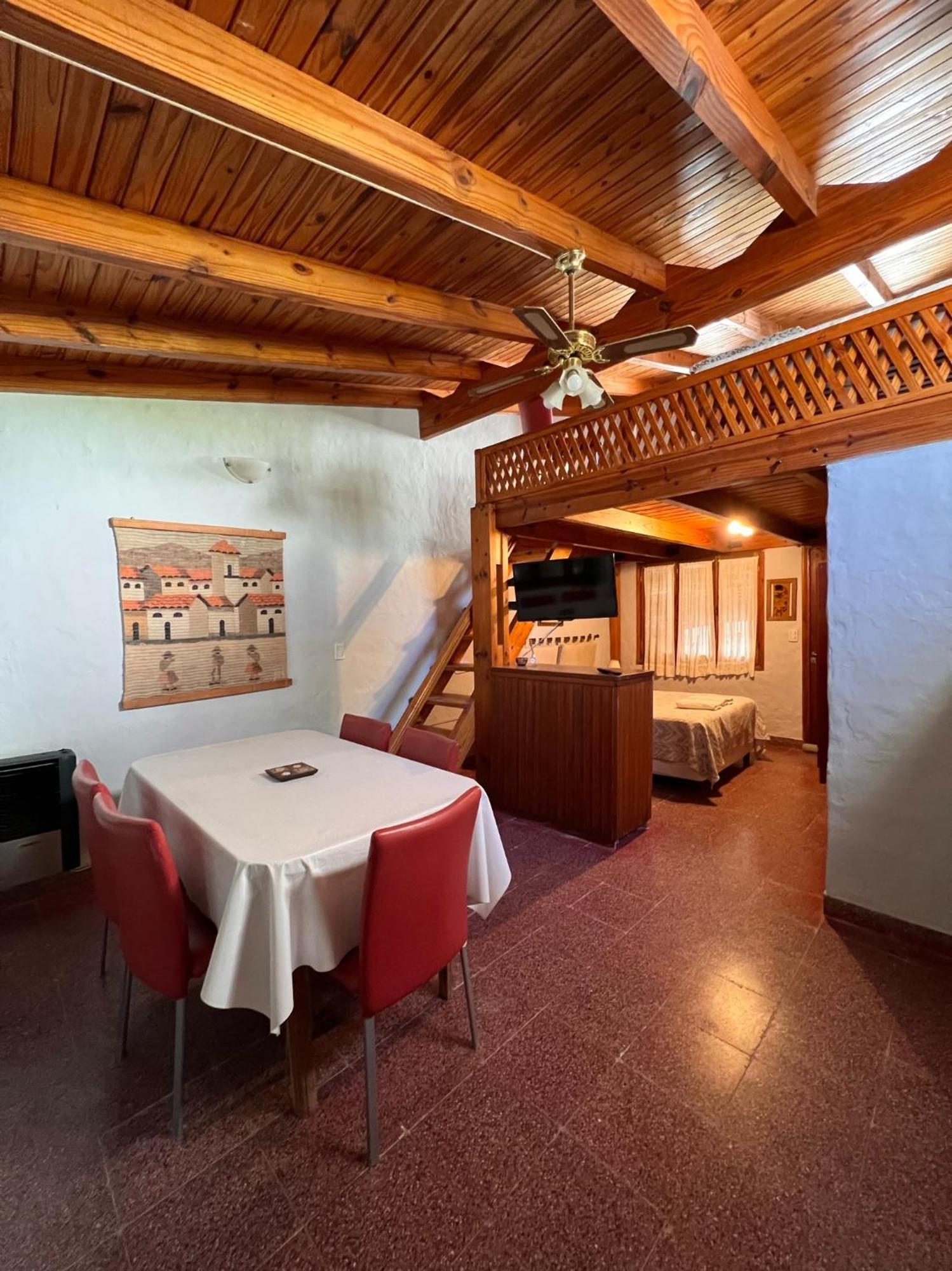 Hosteria Isabel Departamentos Y Habitaciones Con Bano Privado Лас-Грутас Номер фото