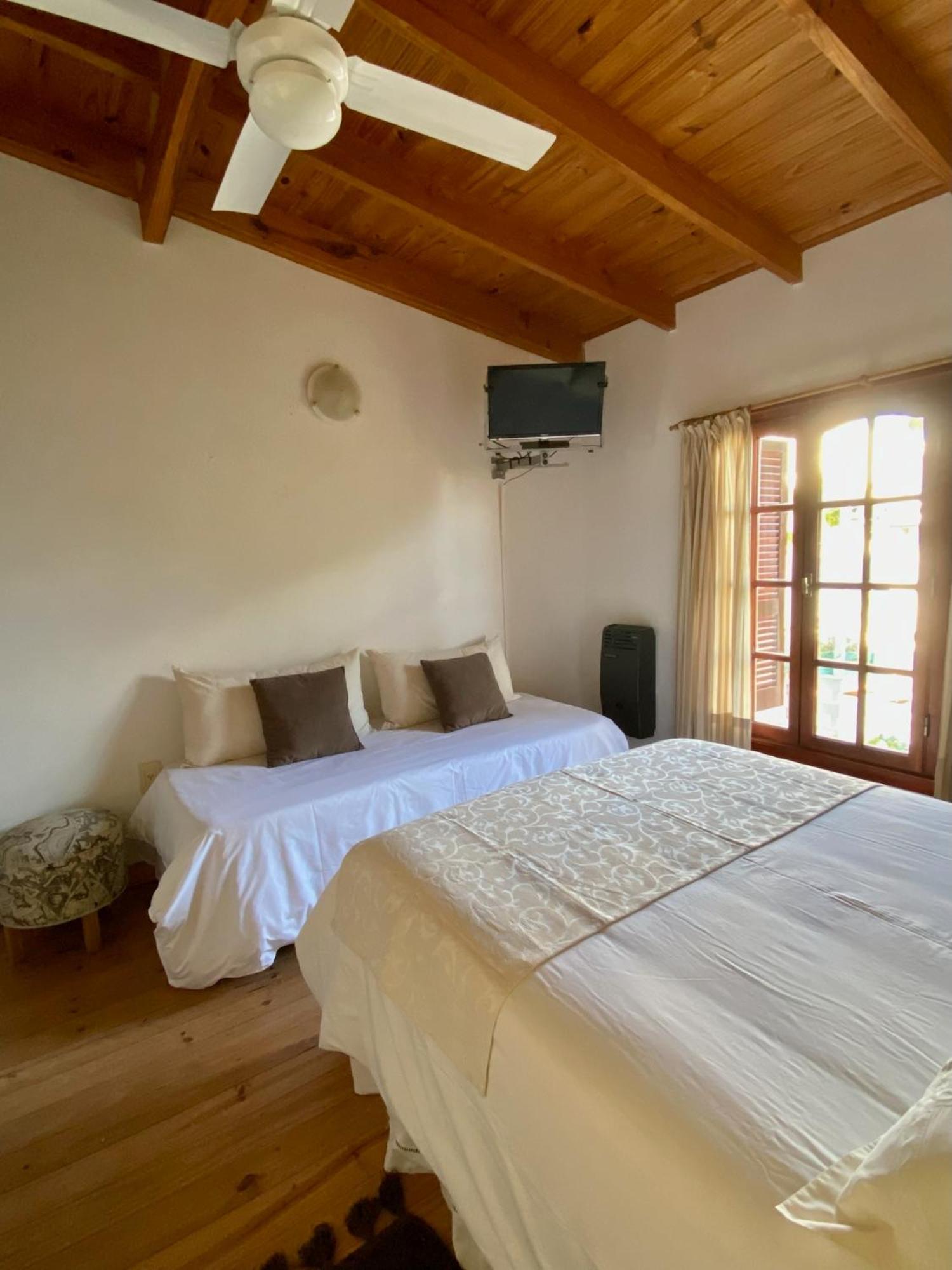 Hosteria Isabel Departamentos Y Habitaciones Con Bano Privado Лас-Грутас Номер фото