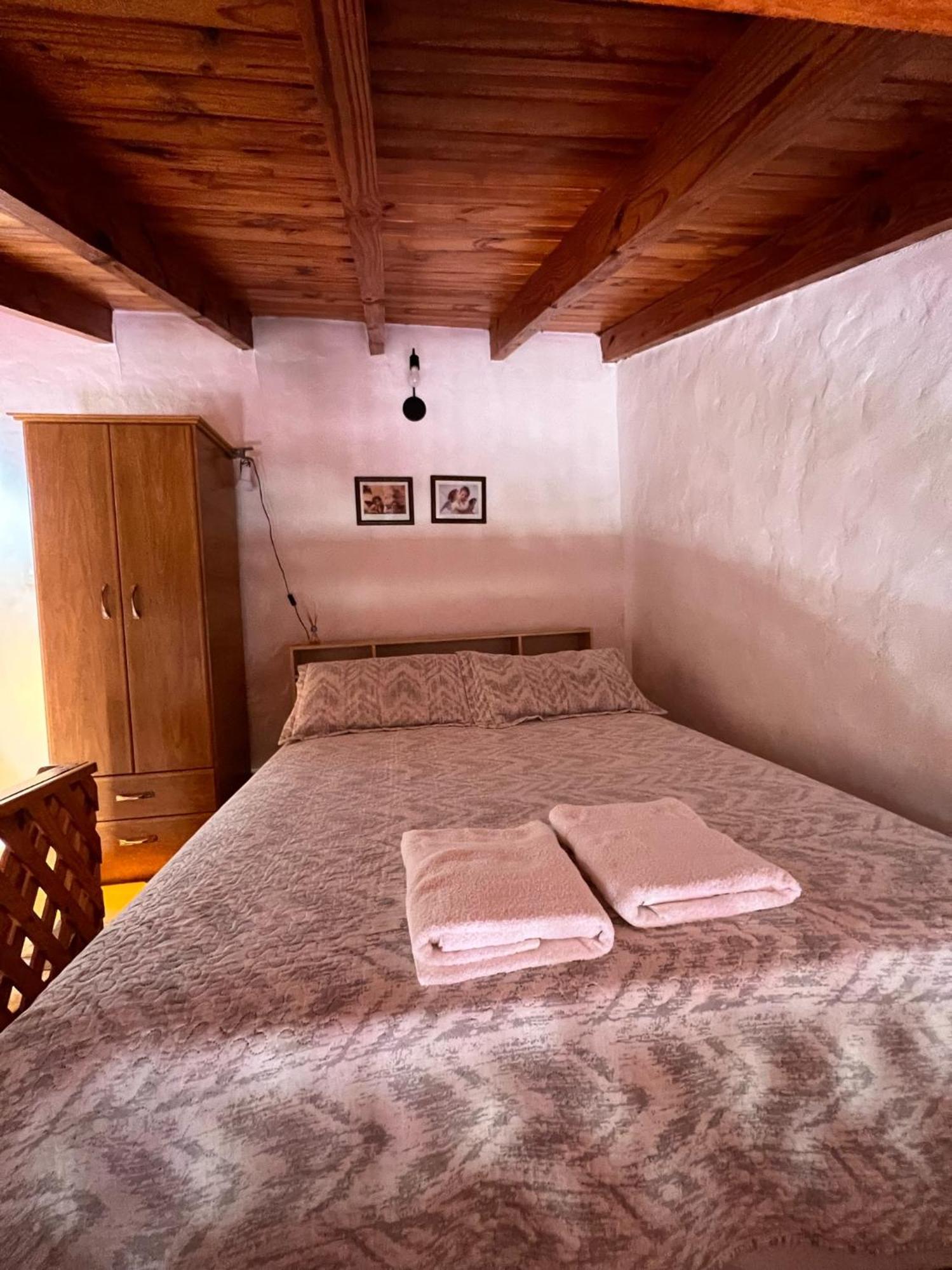 Hosteria Isabel Departamentos Y Habitaciones Con Bano Privado Лас-Грутас Номер фото