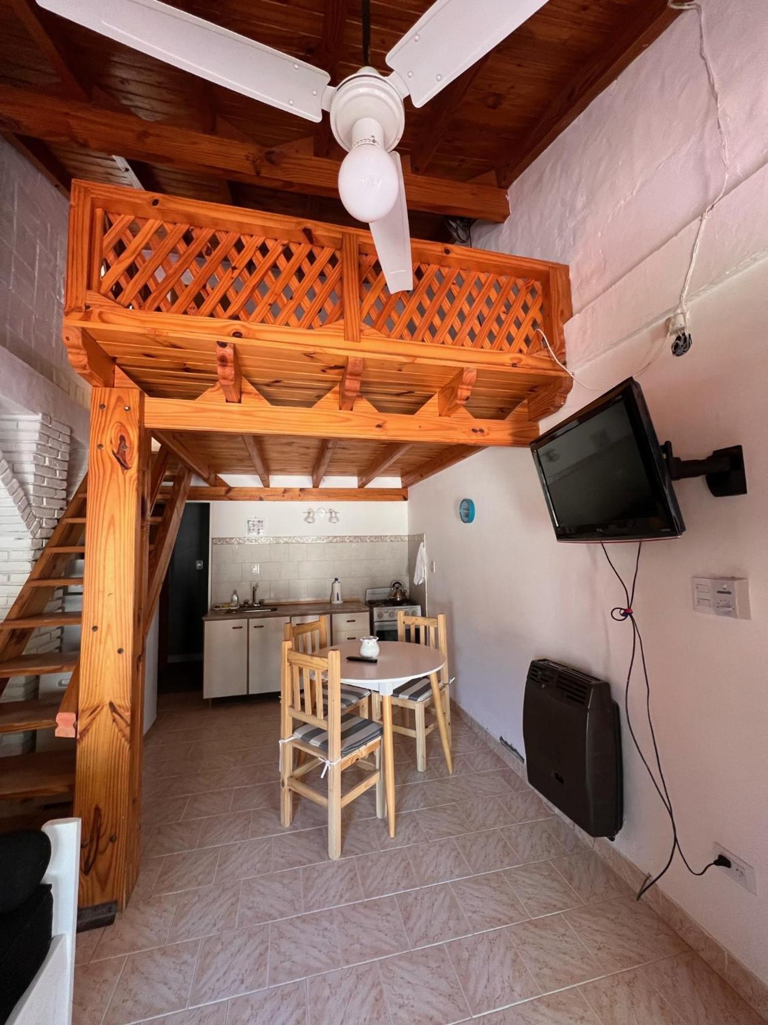 Hosteria Isabel Departamentos Y Habitaciones Con Bano Privado Лас-Грутас Номер фото